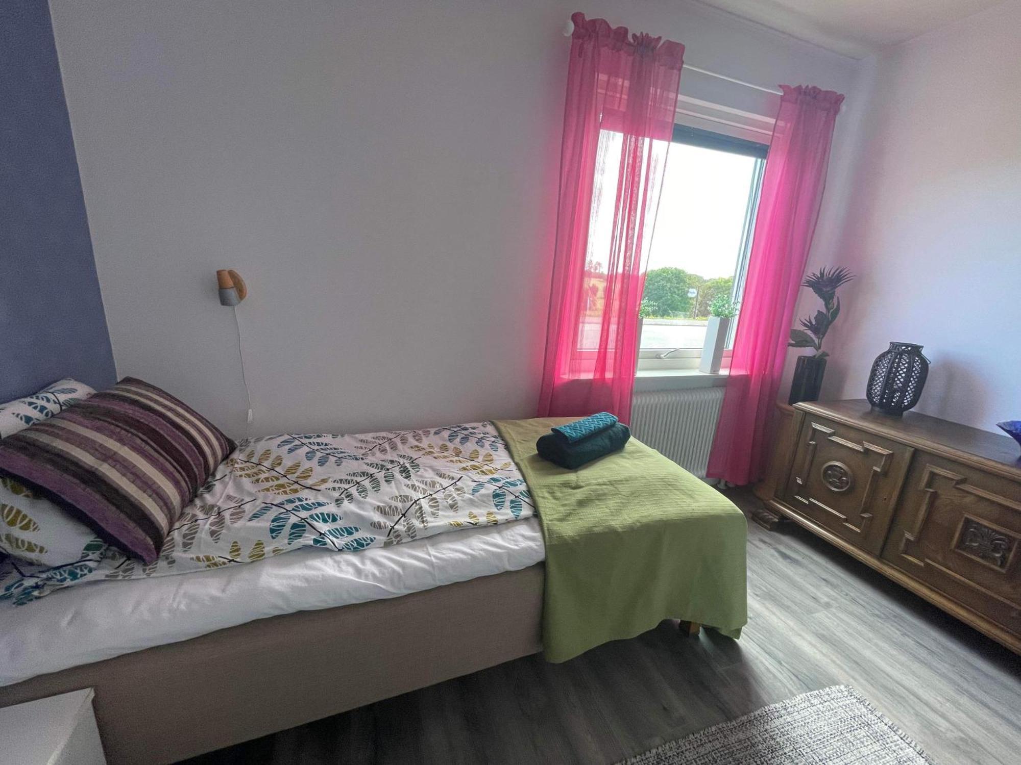 Oedeshoeg Modernt Och Stilfullt B&B エクステリア 写真
